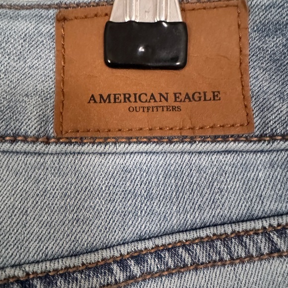 American Eagle Favorite Boyfriend Super Stretch Jeans - Picture 3 of 6